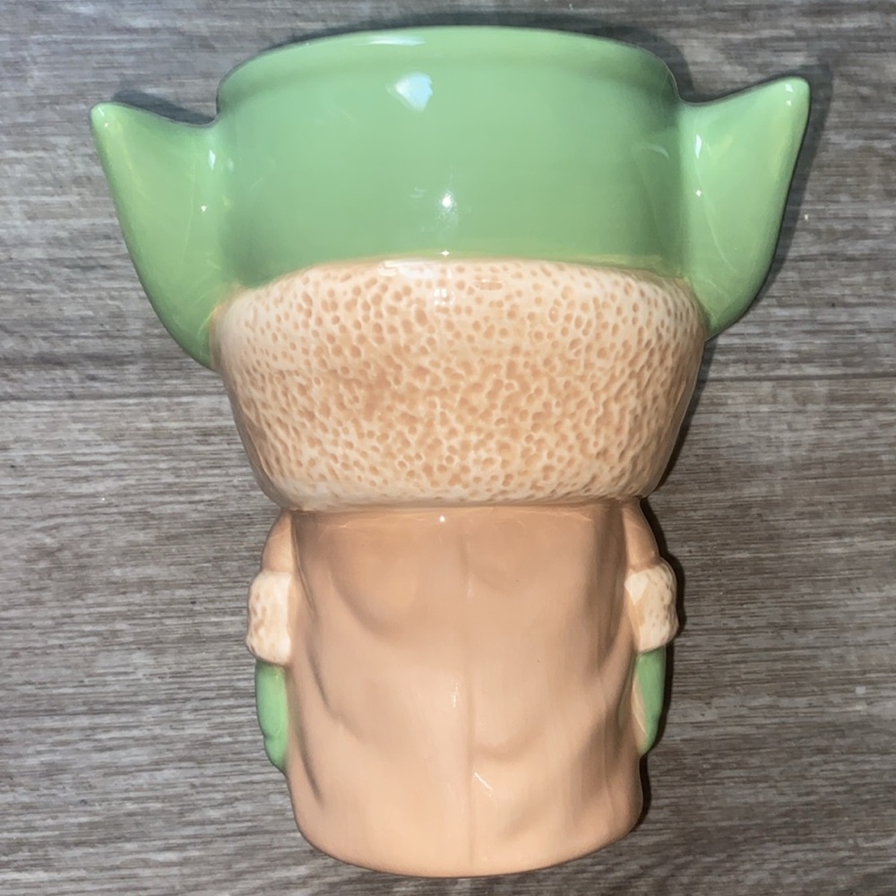 Star Wars Grogu Galerie goblet mug Mandalorian - Picture 3 of 6